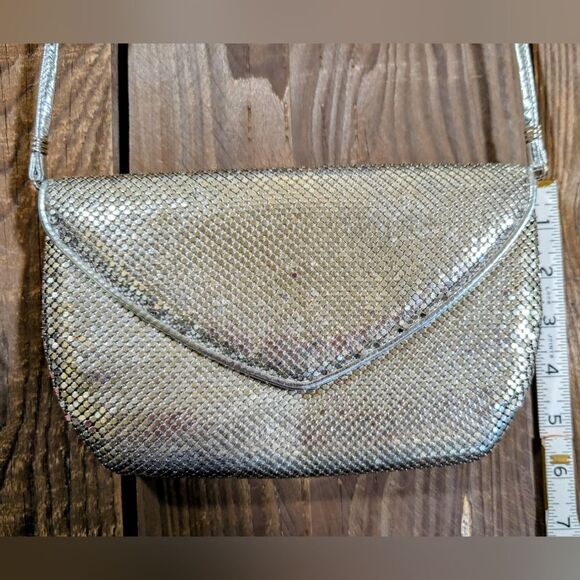 Vintage Whiting & Davis Silver Mesh Clutch - Picture 4 of 6